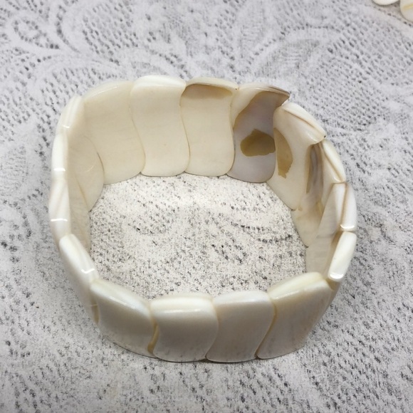 Bundle lot 2 mother of pearl MoP shell bracelets boho beach summer vacation. - Picture 7 of 8